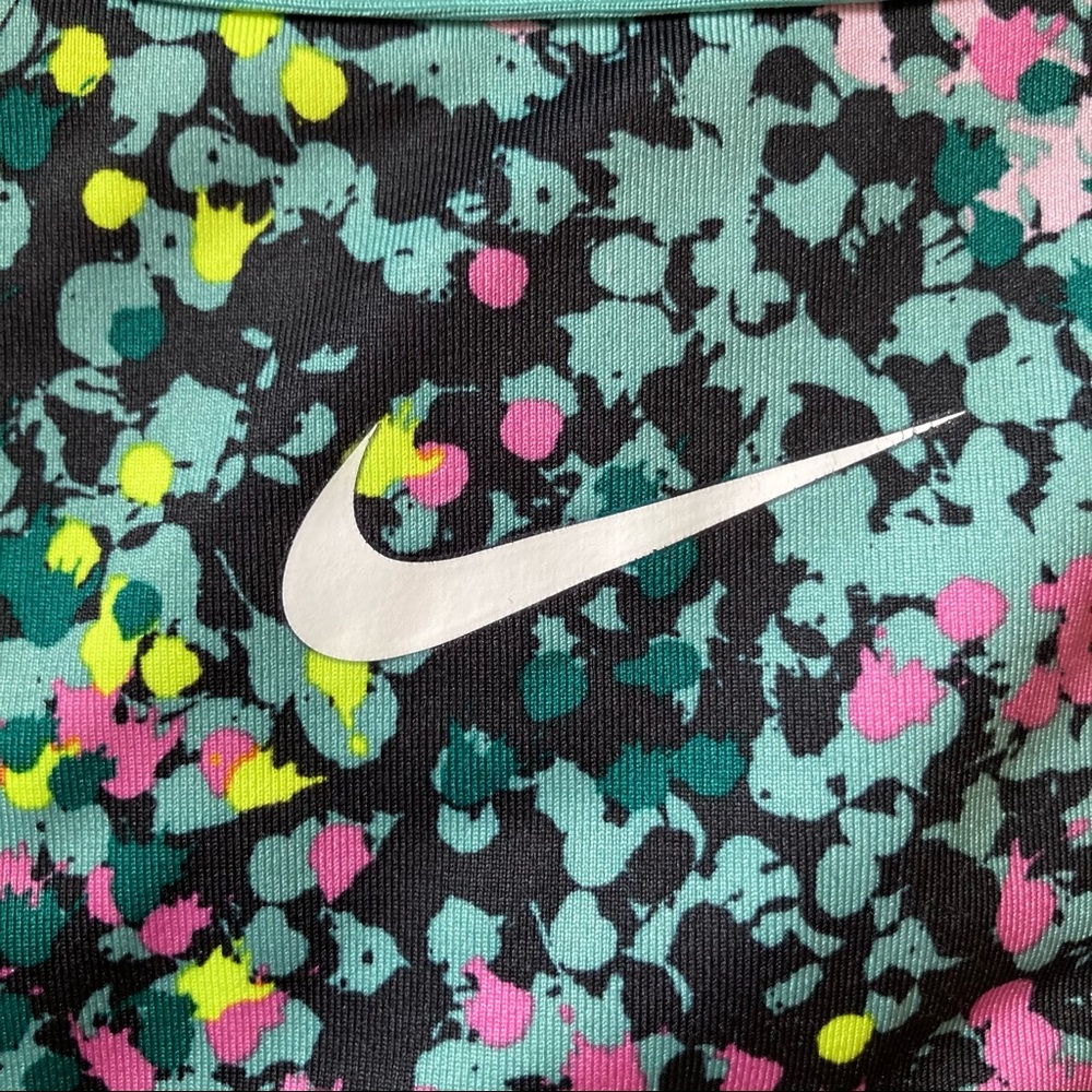 Nike Pro Sports Bra. Like new!! - Picture 3 of 4